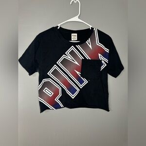 Pink Victoria secrets cropped Graphic T-Shirt - Black